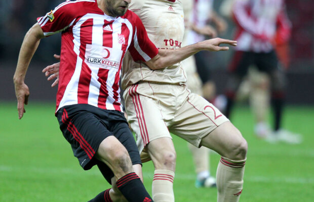 Stancu, criticat după golul cu Kasimpaşa: "Ne face să ne smulgem părul din cap, nu merită banii aia"