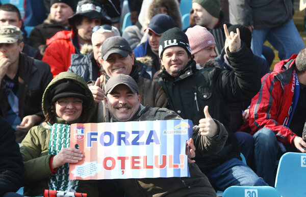 Isterie înainte de derby: 100 de RON un bilet la Oţelul - Poli Timişoara :O