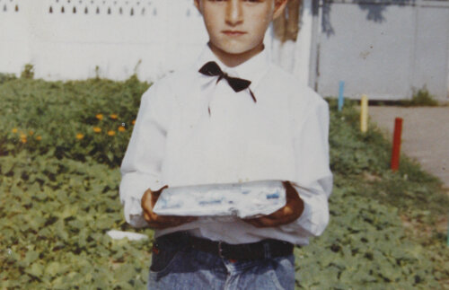 El e "Nică" al Oţelului: "«Cap alb», fă să-i placă lui tăticu'!"