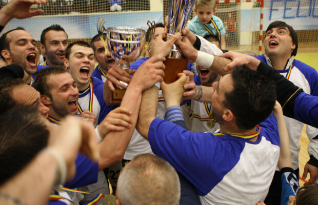 HCM Constanţa a cucerit titlul pentru a treia oară consecutiv » Dictatura alb-albastră