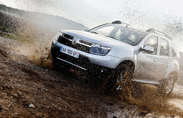 Dacia Duster a fost desemnată "Maşina 4X4 a anului"