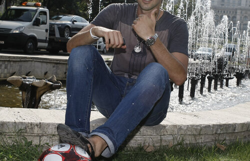 Rapid scapă la vară de 4 jucători » Afară cu oamenii lui Şumudică!