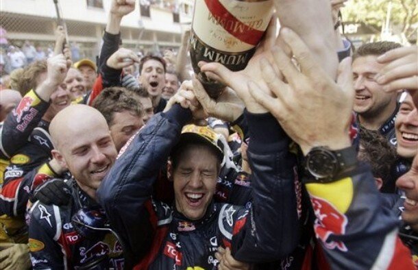 FOTO / Vettel învinge la Monte Carlo! A cincea victorie în acest sezon pentru german