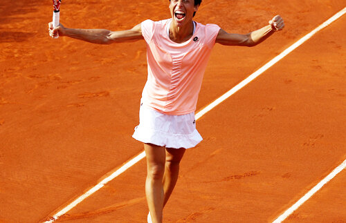 Deţionătoarea titlului, Francesca Schivaone, în "sferturi" » Pe urme proprii