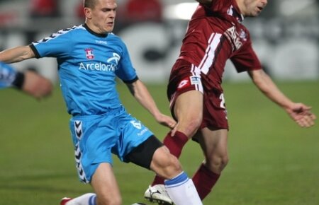 Unu mie, unu ţie... » Dacă Poli rămîne fără licenţă, ca acum, jucătorii ajung la granzi: Sepsi-Steaua, Zicu-Rapid, Luchin-Dinamo