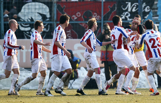 Aţi auzit de Sriwijaya FC Palembang? :) Clasamentul IFFHS: Oţelul, la egalitate cu o echipă din Indonezia