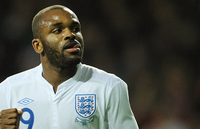 A irosit o şansă uriaşă » Englezul Darren Bent a avut milă de elveţieni :)