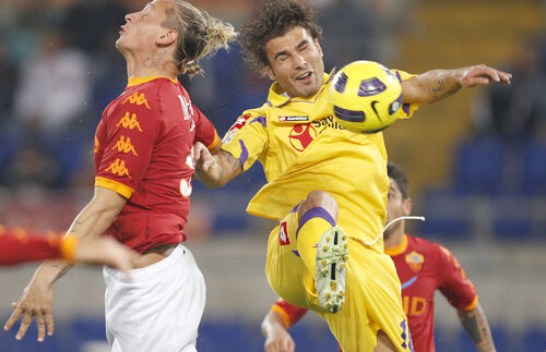 Procuratura italiană anchetează un meci al Fiorentinei: Mutu, blat cu Roma?