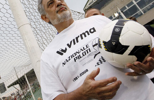 Sepp Blatter vrea să reabiliteze imaginea forului mondial: Un tenor pentru imaginea FIFA!