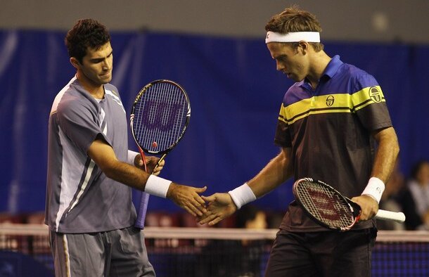 Horia Tecău a cîştigat primul set. Meciul se va relua vineri