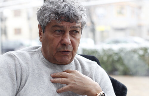 Mircea Lucescu e ironic cu Naşul: ”Nu vin, ca să nu-l fac să plece”