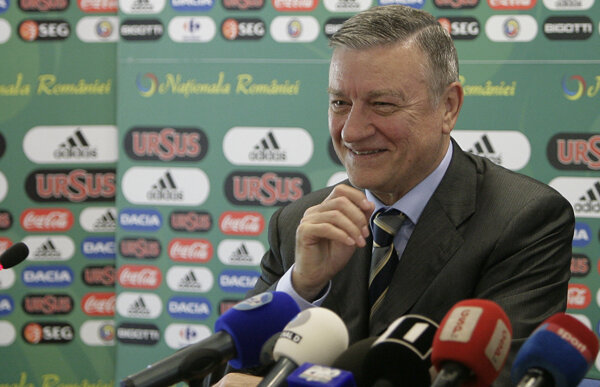 UPDATE FRF răspunde ironic cererii de înfiinţare a comisiei de anchetă: "Informaţi-vă, domnule deputat!"