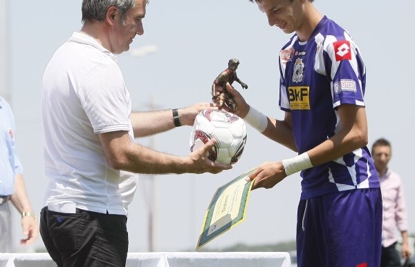 Timişoara campioană la juniorii mari » Academia lui Hagi a mai pierdut o bătălie