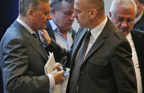 Costin: "CEx a votat scoaterea manualului de licenţiere. N-avem nevoie de el oricum dacă se iau decizii retroactive"