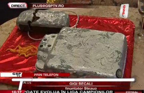 VIDEO / Ce "aroganţă" i-a făcut Copos lui Gigi » I-a dat un tort în formă de brichetă :)