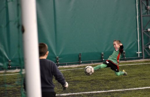 Intră să vezi pozele candidate la premiul zilei de azi!