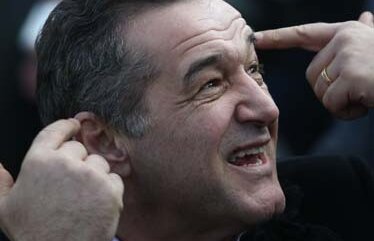 Gigi Becali: "Dragomir e bolnav psihic, bate cîmpii"