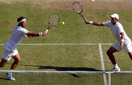 Horia Tecău şi Robert Lindstedt sînt din nou în finală la Wimbledon » Iarba ca obicei
