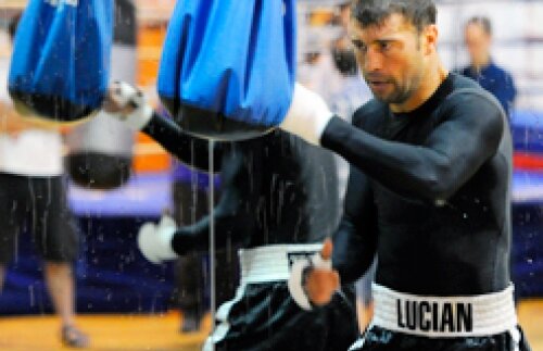 Antrenamente ca în trupele speciale pentru Bute. Află programul campionului român pînă la meciul cu Mendy!