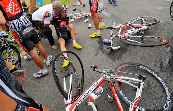 Garmin s-a impus la contratimpul pe echipe » Ziua căştilor albastre