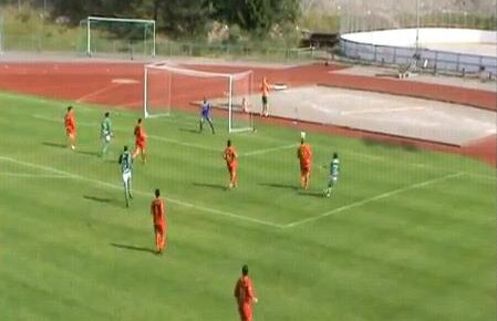 Ce gol :O » Şi-a "făcut" mingea cu călcîiul şi a şutat, năprasnic, la vinclu