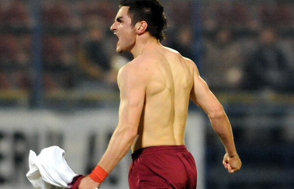 Pandurii Tg. Jiu şi-a luat atacant de la CFR Cluj ;)