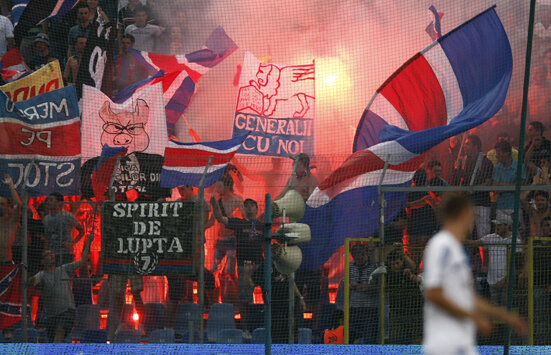 Steliştii şi gălăţenii vor primi cîte 2.000 de bilete pentru Supercupă