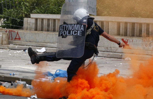 VIDEO În Grecia ca în România >> Iraklis retrogradată de Federaţie!