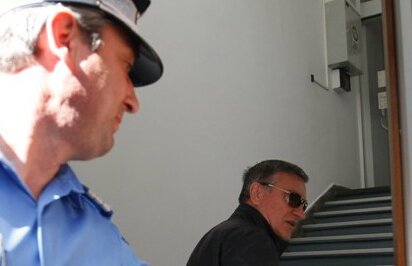 Marea sfidare! » Naşu' o dă la întors, Becali refuză să se prezinte la DNA