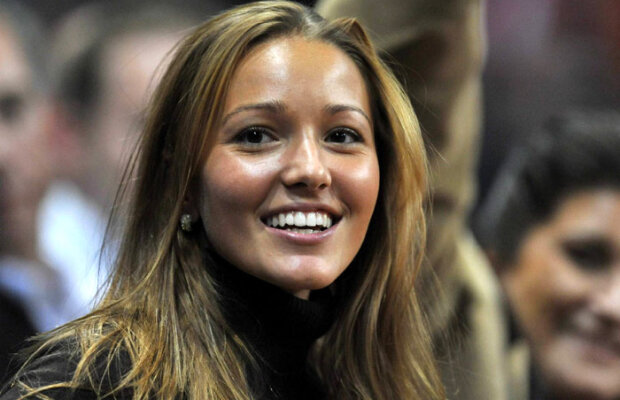 FOTO Ea este "Miss Univers" a lui Nole Djokovici