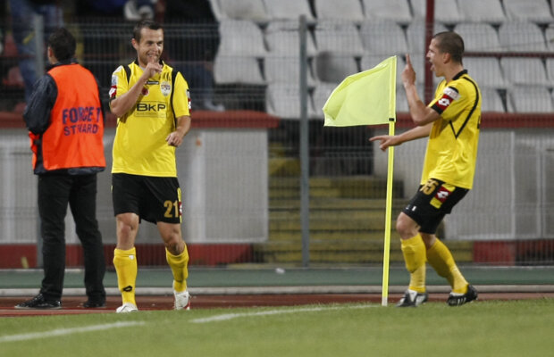 Porumboiu îi ”suflă” pe Bourceanu şi Goga! » Steaua îi vrea, Vasluiul se înţelege cu ei