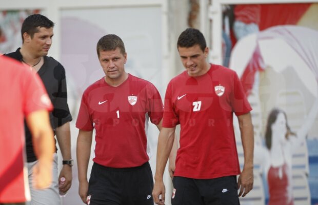 FOTO » Liviu Ganea, numai un zîmbet la antrenamentul condus de Flavius Stoican