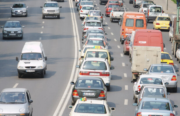 Atenţie, şoferi! Trafic îngreunat între Sinaia şi Comarnic