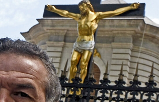 Becali i-a trimis preotul acasă lui Borcea ca să-l scape de blesteme