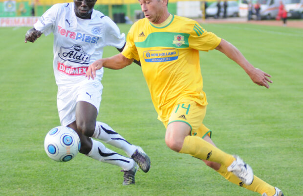 Adailton explică scandalul amenzilor: "O femeie mi-a luat permisul de parcare şi l-a folosit în numele meu"