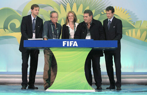 Faceţi jocurile! România îşi află astăzi adversarele din preliminariile CM 2014