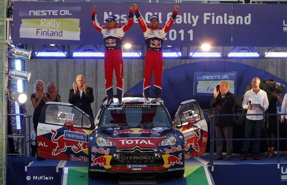 Sebastien Loeb continuă drumul spre titlul de campion. A cîştigat Raliul Finlandei