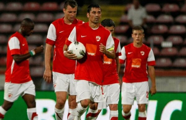 Alin Buzărin scrie despre cum trebuie să obţină Dinamo "o minune pe coclauri" » Scîndura şi tablele de la Varazdin