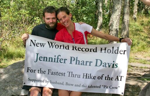 Regina munţilor » O americancă a stabilit recordul de viteză la drumeţie în Apalaşi