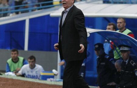 Dinu Gheorghe: "Avem dezavantajul că jucăm returul la Timişoara, şi nu în Bucureşti"