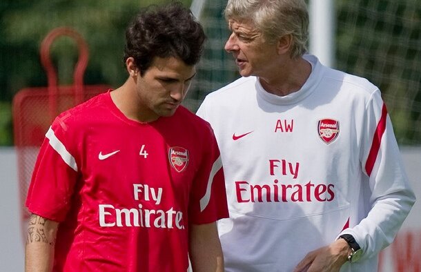 Declaraţia care l-a pus pe jar pe Arsene Wenger » Fabregas: "Dau bani de la mine ca să plec de la Arsenal"