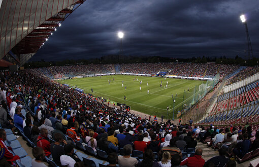 Steaua joacă tare cu MApN!
