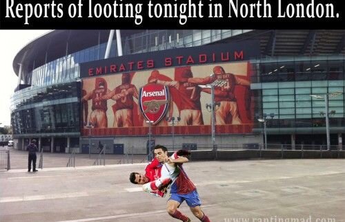 FOTO » Xavi l-a răpit pe Fabregas de la Arsenal şi l-a dus la Barcelona! :O