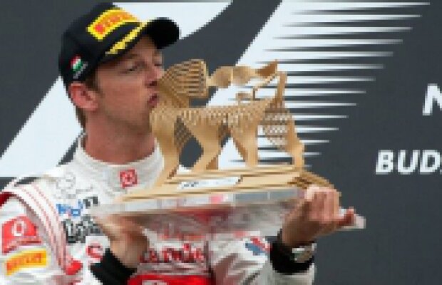 Button este câştigătorul Marelui Premiu al Ungariei