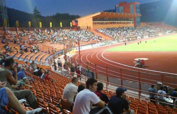 "Italienii" din Piatra Neamţ salvează onoarea la meciul cu prima campioană pe care a dat-o Moldova