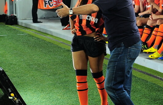 VIDEO Imagini de la videoclipul filmat de Mircea Lucescu!