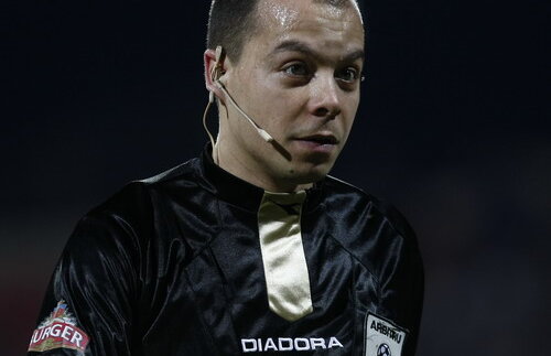 Preşedintele CCA nu a glumit » Marius Avram arbitrează Oţelul - Braşov!