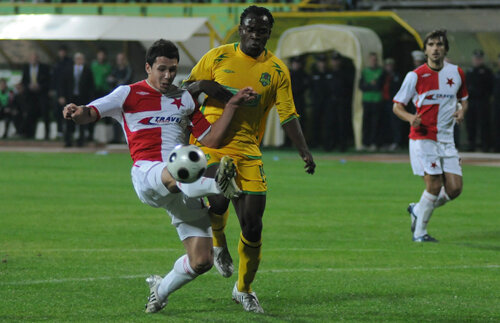 Lui Hizo i-a mai rămas doar ironia! » Porumboiu a cerut calificarea în grupe, antrenorul îi răspunde într-un mod original