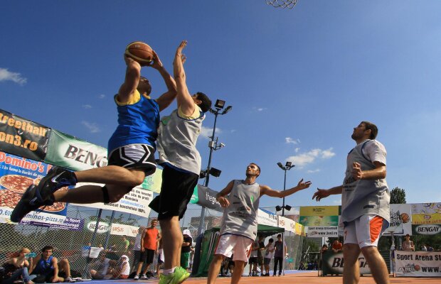 Luni, 22 august, ora 15, încep înscrierile la turneul 4 Sport Arena Streetball!