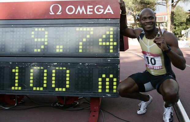 Asafa Powell nu ia startul la 100 de metri la Mondiale
